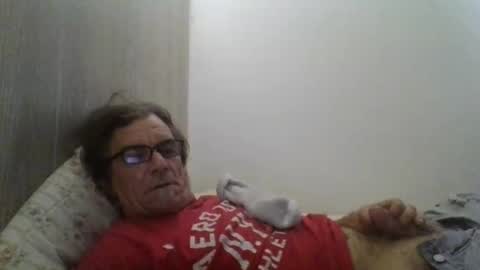 Snapshot of kalifornia91666 chatting on January 13, 9:19 am kalifornia91666 online show from January 13, 9:19 am
