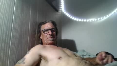 Snapshot of kalifornia91666 chatting on October 21, 2:34 am kalifornia91666 online show from October 21, 2:34 am