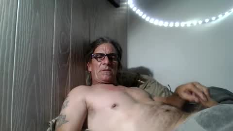 Snapshot of kalifornia91666 chatting on October 29, 1:41 am kalifornia91666 online show from October 29, 1:41 am