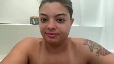 Snapshot of kalinature chatting on January 7, 10:12 pm kalinature online show from January 7, 10:12 pm