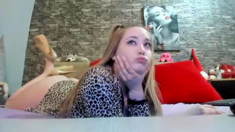 kalindahot online show from February 16, 10:10 pm