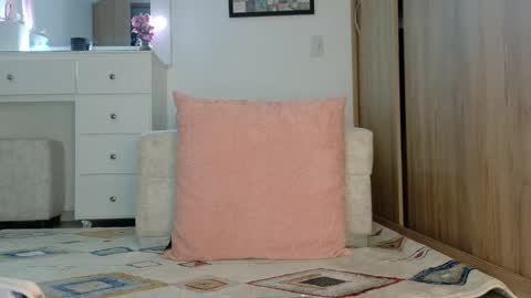 ONLY FANS  cami0777 FANSLY Camilabcruz777    instagram  online show from March 29, 8:25 am