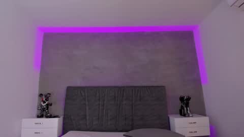 Carolina   online show from December 6, 4:06 pm