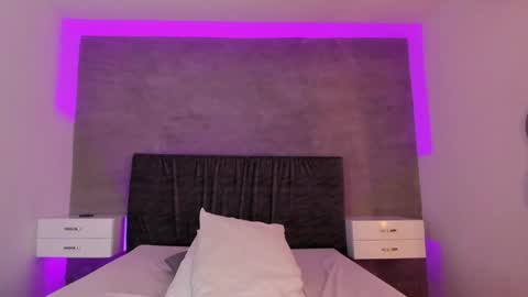 Carolina   online show from February 7, 4:24 pm