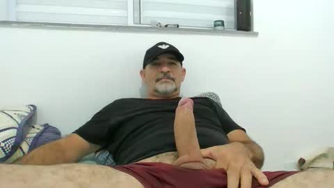 Snapshot of kaliu2021 chatting on October 28, 7:34 am kaliu2021 online show from October 28, 7:34 am