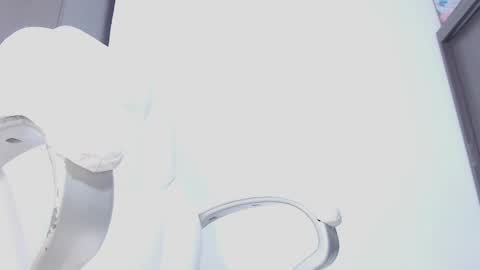 Snapshot of kally_higgins chatting on May 21, 9:22 pm Hannah online show from May 21, 9:22 pm
