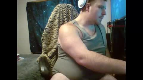 Snapshot of kama4201 chatting on November 16, 3:23 am kama4201 online show from November 16, 3:23 am