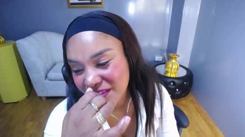 Kamala. Live 2100 - 600 online show from February 6, 3:33 am