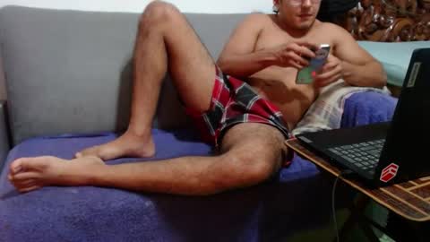 kamenov00 online show from October 21, 12:00 am