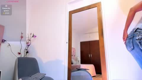   online show from May 15, 7:32 pm