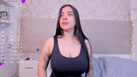 Kamila Betancourt online show from January 16, 12:31 pm