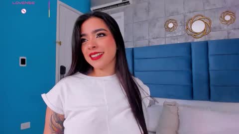 Kamila Betancourt online show from May 8, 4:34 pm