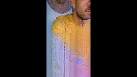 Snapshot of kamilitoxx24 chatting on April 6, 9:21 am kamilitoxx24 online show from April 6, 9:21 am