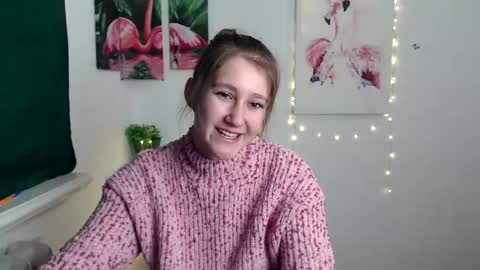 Snapshot of kamilla_love_ chatting on October 1, 12:33 pm kamilla_love_ online show from October 1, 12:33 pm