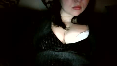 Snapshot of kamillalalove chatting on February 23, 8:11 pm KamillaLaLove online show from February 23, 8:11 pm