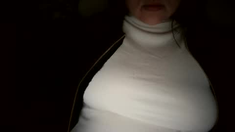 Snapshot of kamillalalove chatting on March 1, 1:40 pm KamillaLaLove online show from March 1, 1:40 pm