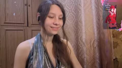 Mari  Simmons online show from December 3, 9:51 am