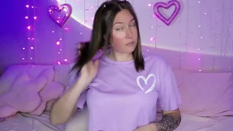 kamrynmarie69 online show from April 28, 2:38 am