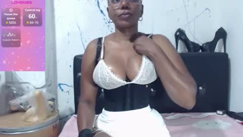 Snapshot of kandysexy chatting on March 14, 5:07 pm Paola online show from March 14, 5:07 pm