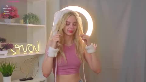 Alice online show from October 14, 3:07 am