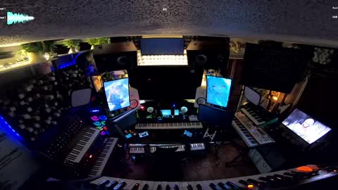 Snapshot of kanikat chatting on April 4, 5:06 am KaniKat Goddess Kani online show from April 4, 5:06 am