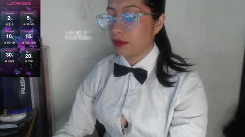 Snapshot of kanroji_mitsuri_11 chatting on December 6, 9:35 pm Sanctuary online show from December 6, 9:35 pm