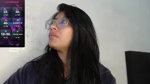 Snapshot of kanroji_mitsuri_11 chatting on December 27, 8:18 pm Sanctuary online show from December 27, 8:18 pm