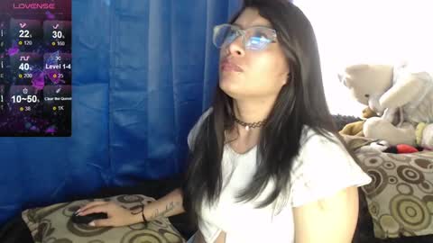 Snapshot of kanroji_mitsuri_11 chatting on February 3, 7:52 pm Sanctuary online show from February 3, 7:52 pm