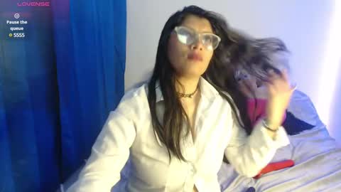 Snapshot of kanroji_mitsuri_11 chatting on March 9, 12:10 am Sanctuary online show from March 9, 12:10 am