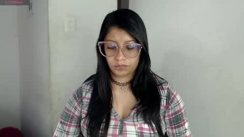 Snapshot of kanroji_mitsuri_11 chatting on October 17, 7:38 pm Sanctuary online show from October 17, 7:38 pm