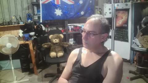 Snapshot of kantesswa chatting on December 6, 11:33 am Kim online show from December 6, 11:33 am