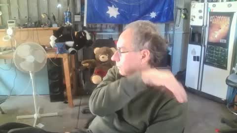 Snapshot of kantesswa chatting on December 7, 12:52 am Kim online show from December 7, 12:52 am