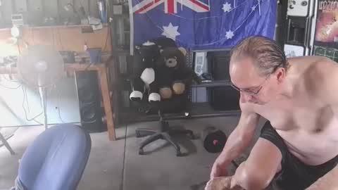 Snapshot of kantesswa chatting on January 3, 7:49 am Kim online show from January 3, 7:49 am