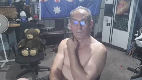 Snapshot of kantesswa chatting on March 6, 11:03 am Kim online show from March 6, 11:03 am