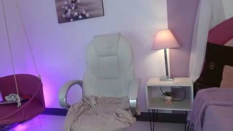 kaoryy_1 online show from May 13, 11:18 am