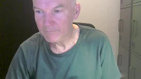 Robbie online show from March 29, 5:07 am