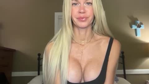 kara online show from October 26, 10:04 pm