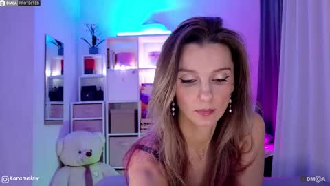 Julia online show from November 12, 11:58 pm