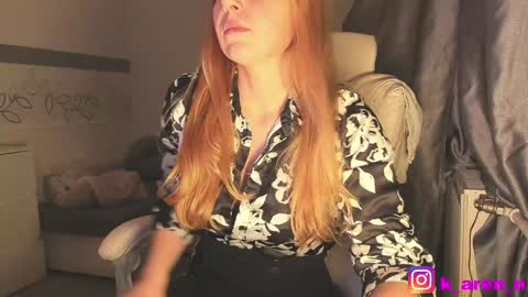 karen0092 online show from December 2, 6:43 pm