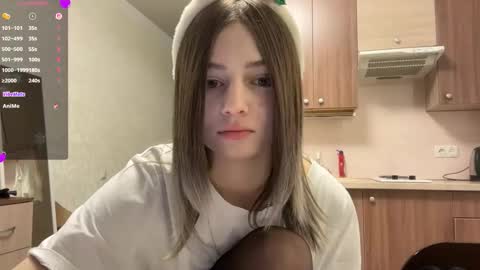 May online show from December 22, 4:37 pm