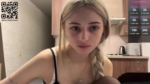May online show from May 8, 3:17 pm