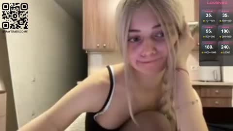 May online show from May 12, 3:42 pm