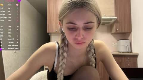 May online show from May 18, 3:29 pm