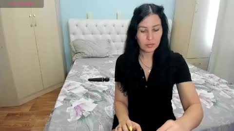 KarensVIP online show from May 8, 7:46 am