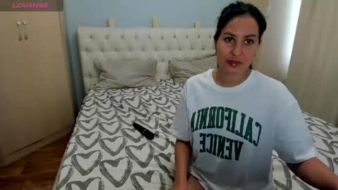 KarensVIP online show from May 18, 7:14 am