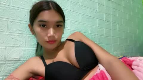 Snapshot of karina_goddess chatting on June 16, 3:36 pm karina online show from June 16, 3:36 pm