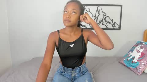 karina_lopez7 online show from September 29, 3:17 pm