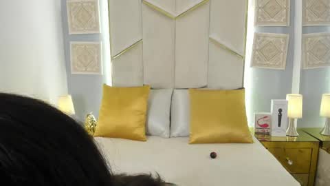 karinaacox online show from May 11, 2:45 pm