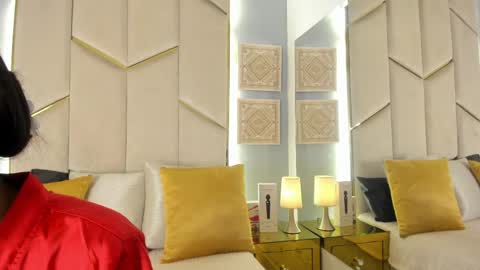 karinaacox online show from May 21, 12:01 pm