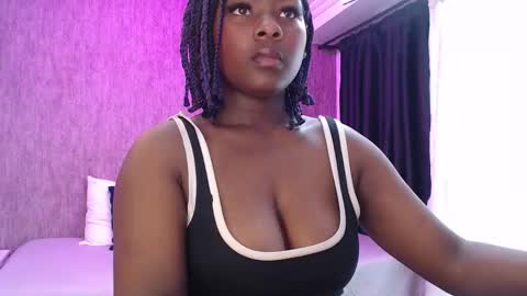 Snapshot of karinaflowers_ chatting on March 5, 12:12 pm Im Karina online show from March 5, 12:12 pm